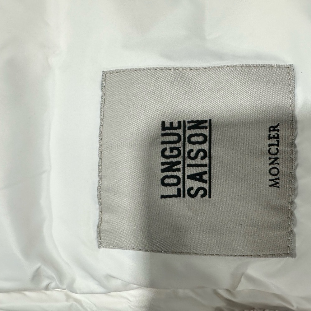 Moncler Cream Puffer Jacket with Logo Patch - Picture 6 of 13